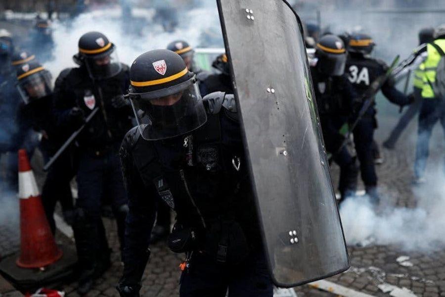 Antidisturbios Francia